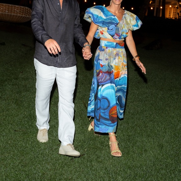 Francesca - Tuck - Picture 6 of 6